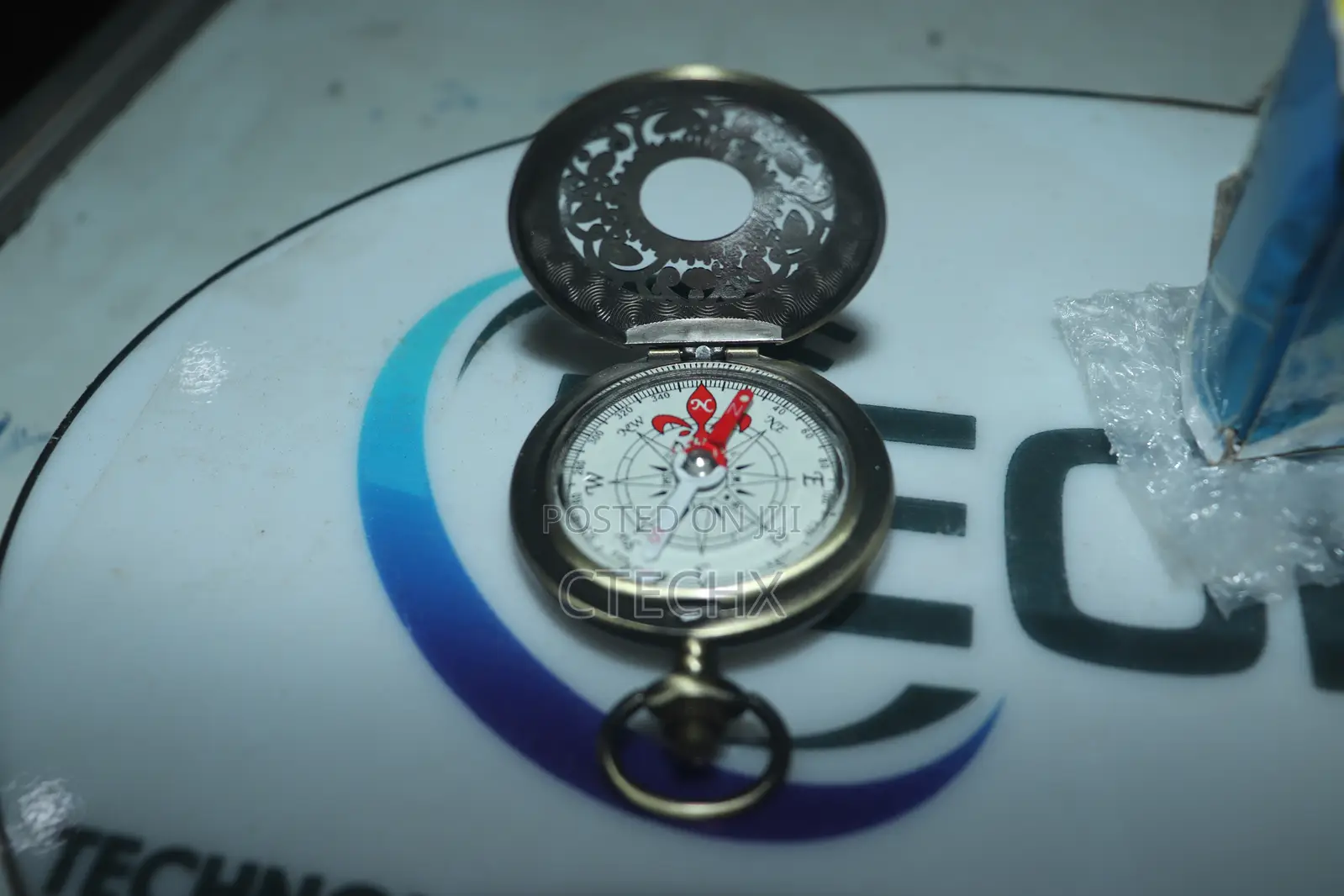 Vintage Ancient Magnetic Compass