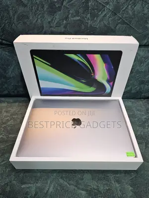 New Laptop Apple MacBook Pro 2020 M1 8GB Apple M1 SSD 256GB