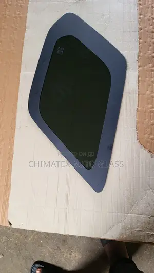 Toyota 4runner 2015 Rear Vent Glass Available