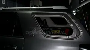 Toyota 4runner 2015 Rear Vent Glass Available