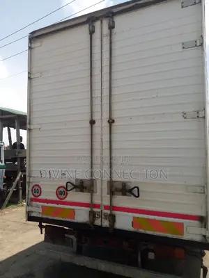 Benz Truck Container Body