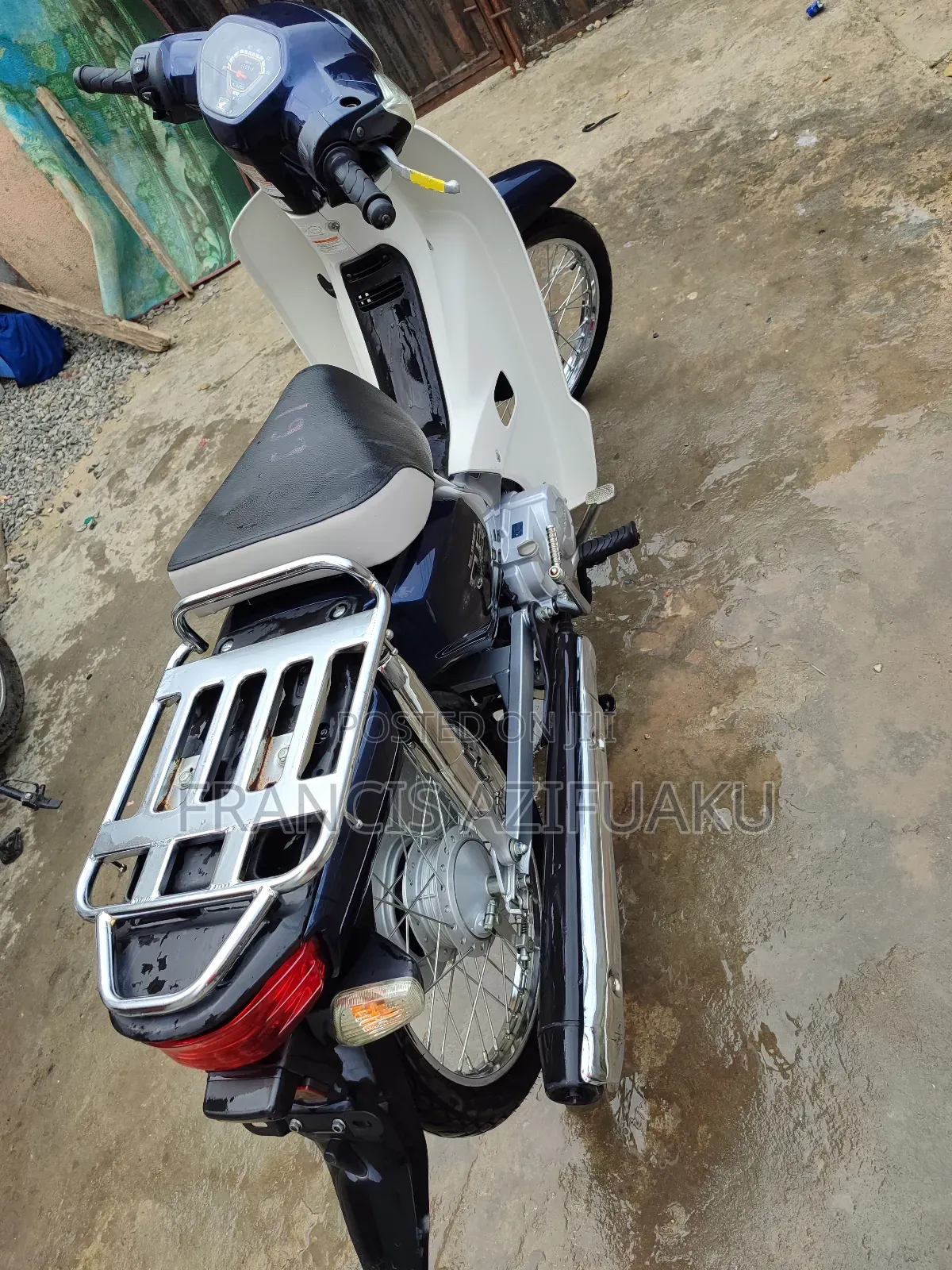 Honda CB 2018 Blue