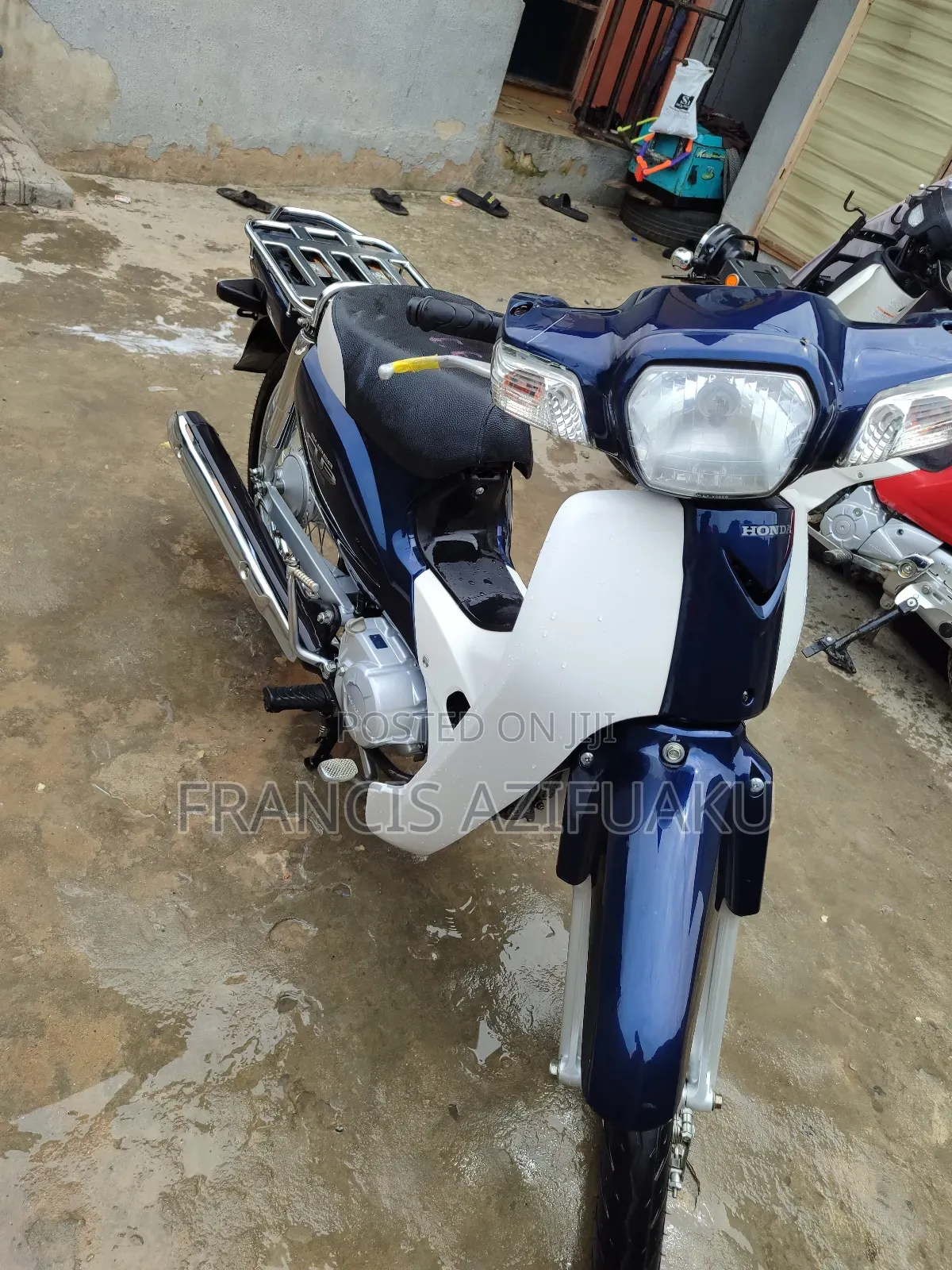 Honda CB 2018 Blue