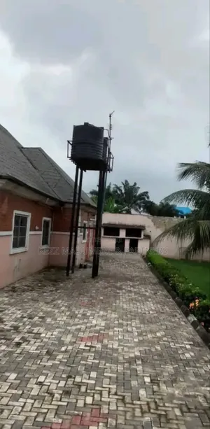 3bdrm Bungalow in At Igwuruta , Port for sale