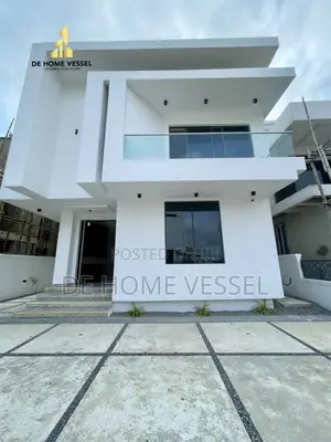 5bdrm Duplex in Lekki for sale