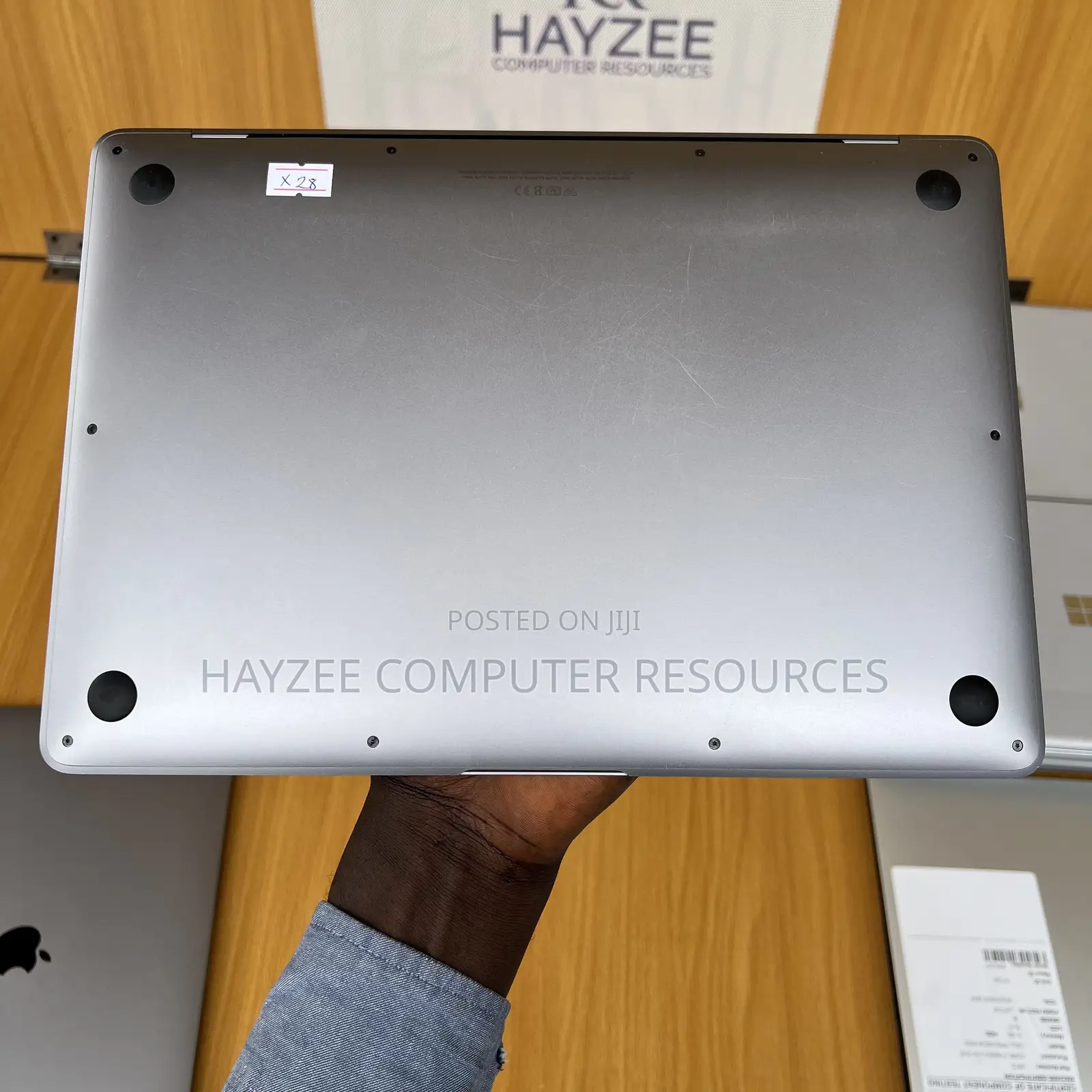 Laptop Apple MacBook 2020 8GB Apple M1 SSD 256GB