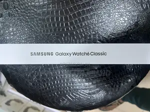 Samsung Watch 6 - 42mm - Multi Colour Strap
