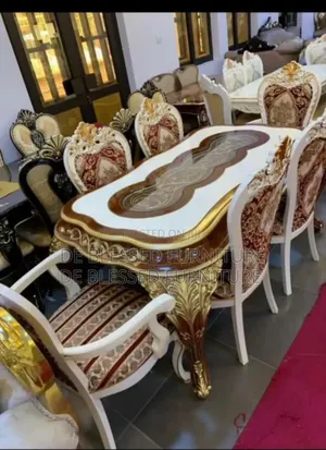 Royal Dinning