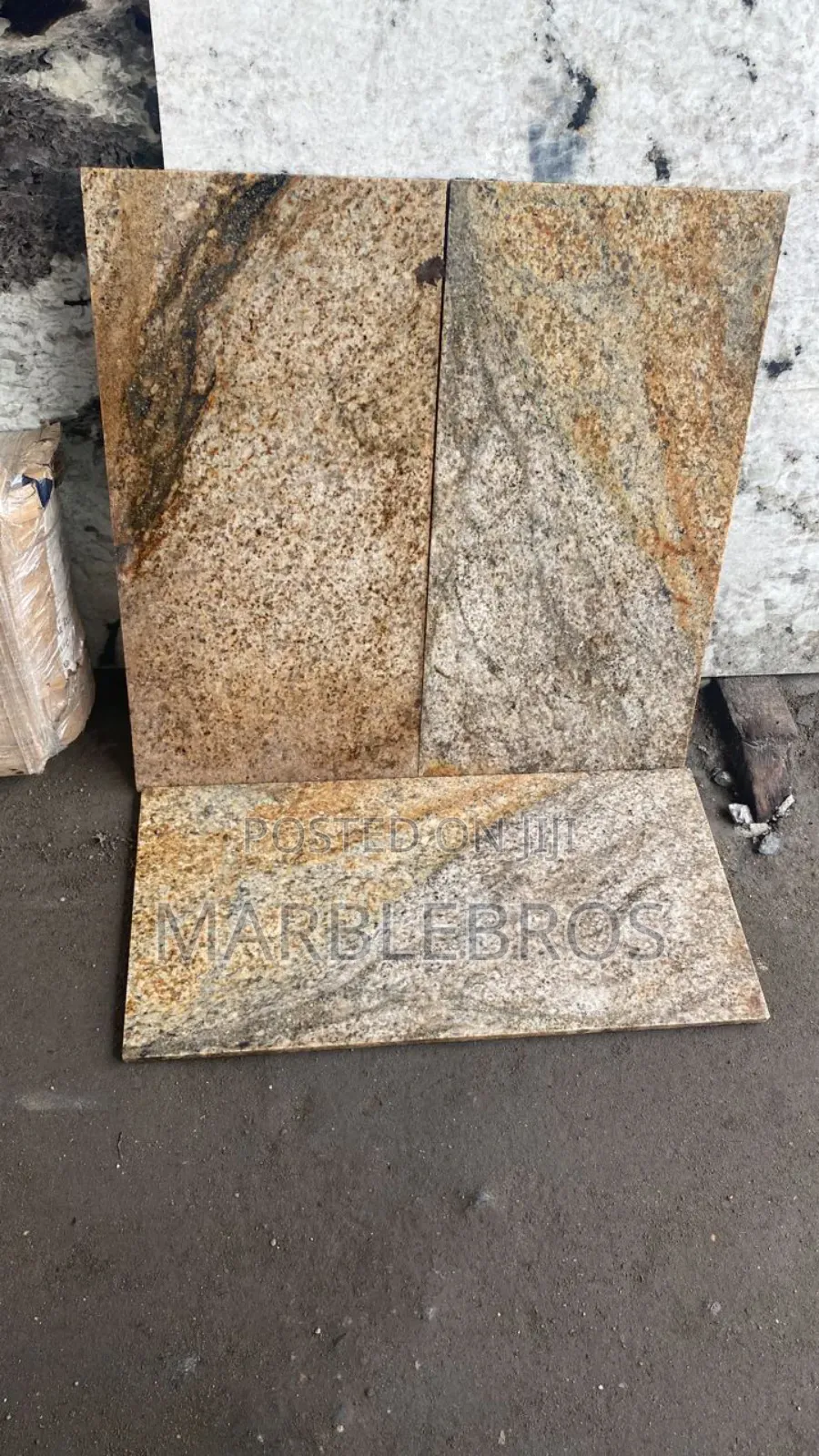 MB98, Cashmere Gold Granite Stone