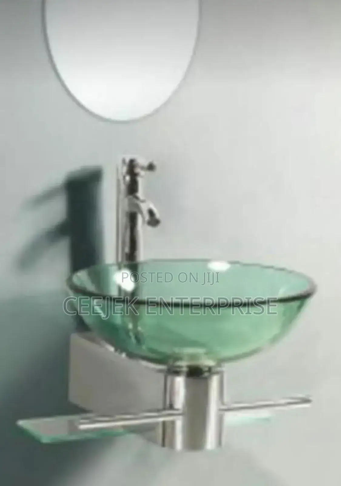 Hanging Glass Basin