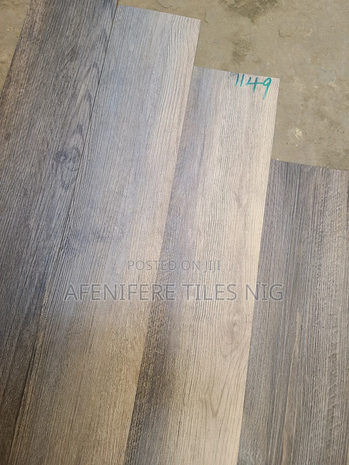 1.2mm Thickness Vinyl Rubber Floor Tiles