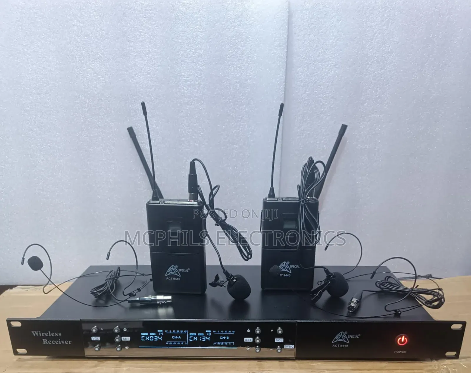 Special Digital Uhf Wireless Microphone System