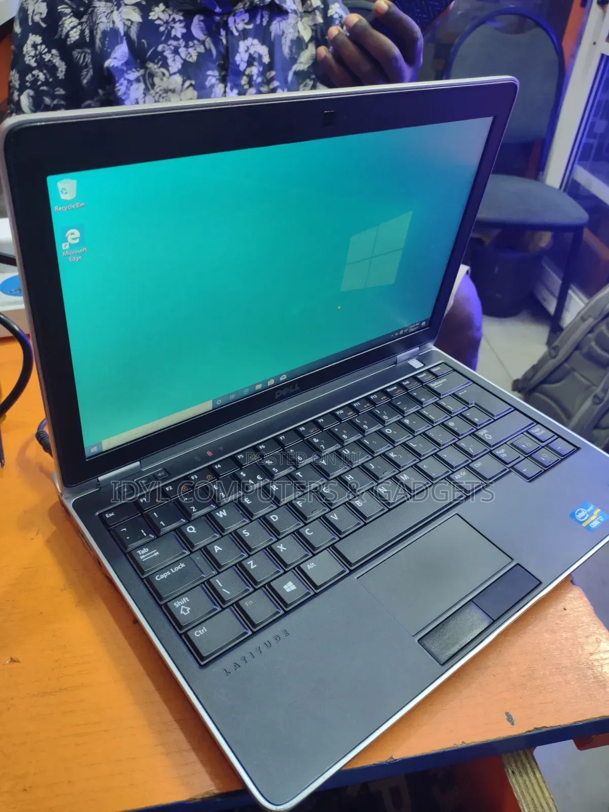 Laptop Dell Latitude E6220 8GB Intel Core I7 HDD 500GB