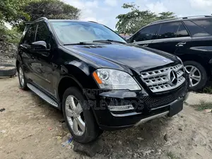 Photo - Mercedes-Benz M Class ML 350 4Matic 2010 Black