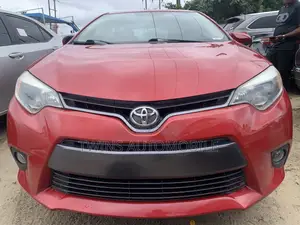 Toyota Corolla 2015 Red
