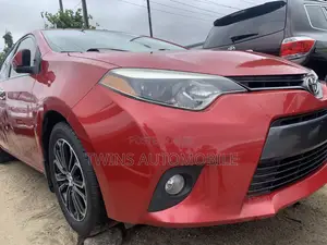 Toyota Corolla 2015 Red