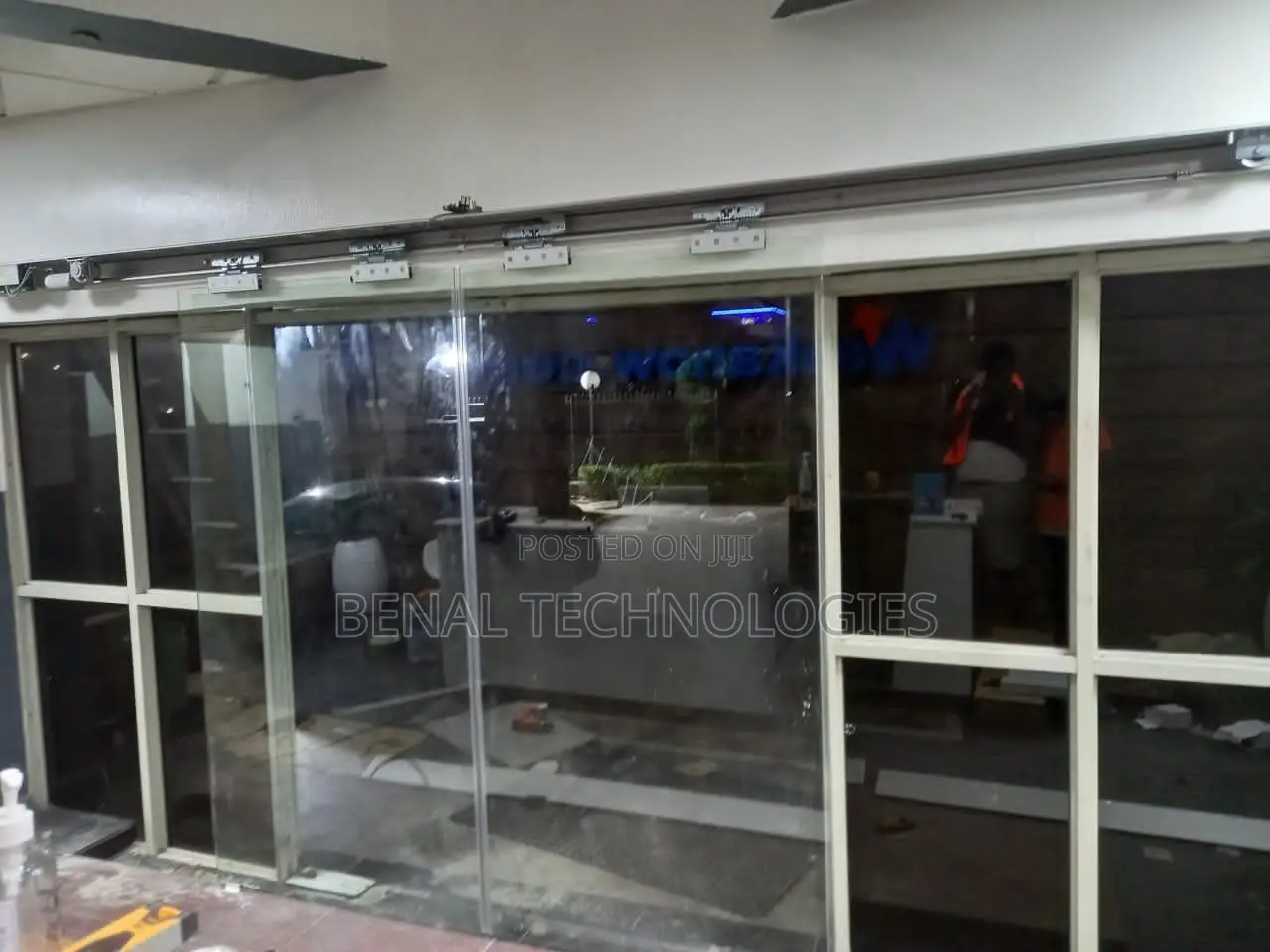 Touchless Motion Sensor Automatic Access Doors