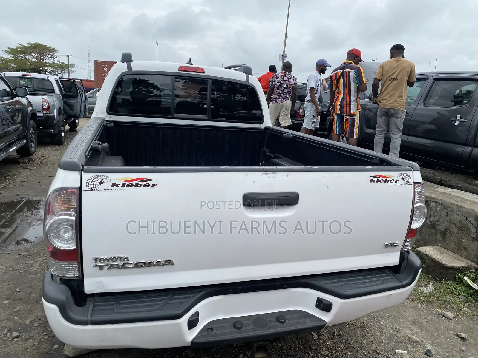 Toyota Tacoma 2015 White