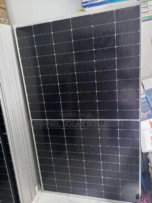 120C 580W Canadian Solar Panel