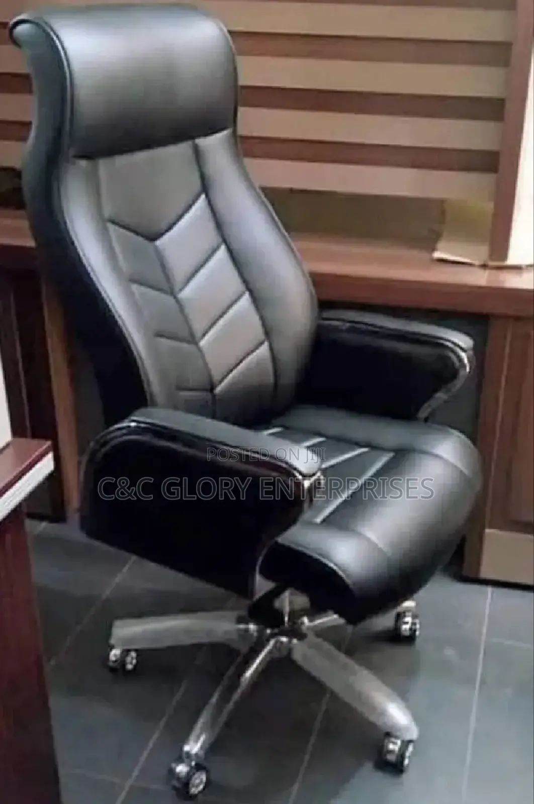 EXECUTIVE OFFICE Chair-Call Me