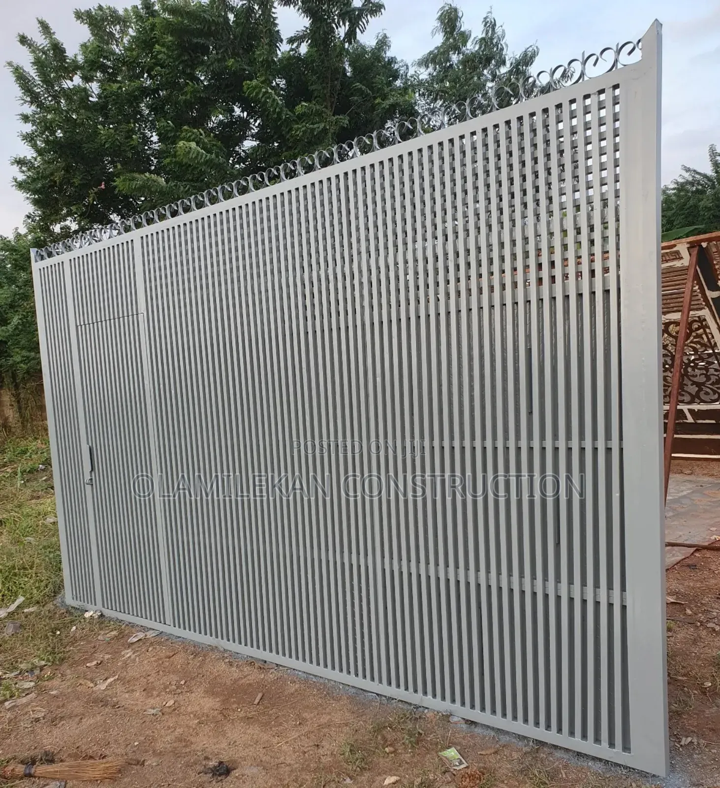 Cool Strip Design Sliding Gate