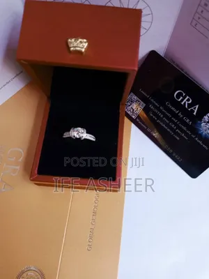 Mossanite Diamond Proposal Ring 0009 - Silver
