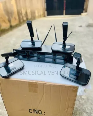 Nice 8in1 Conferences Wireless Microphone System