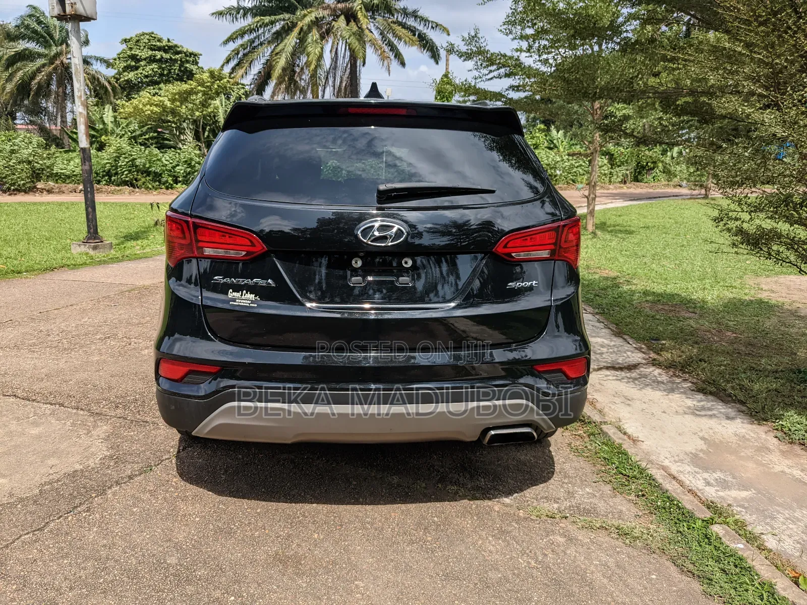 Hyundai Santa Fe SE FWD 2017 Black