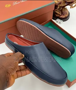 Luxury Italian Mule for Classic Outfits