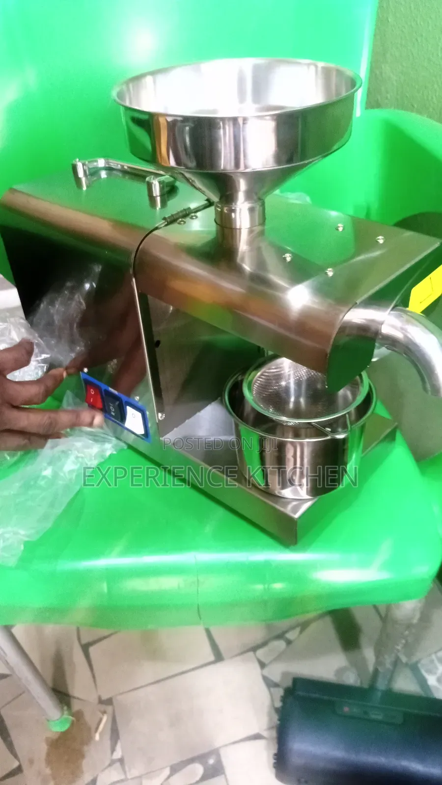 Oil Extractor Machine
