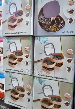 Rotating Jewelry Organiser