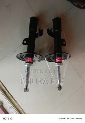 Kyb Front Shock Absorbers for Camry 2007 , Es 350 , Avalon