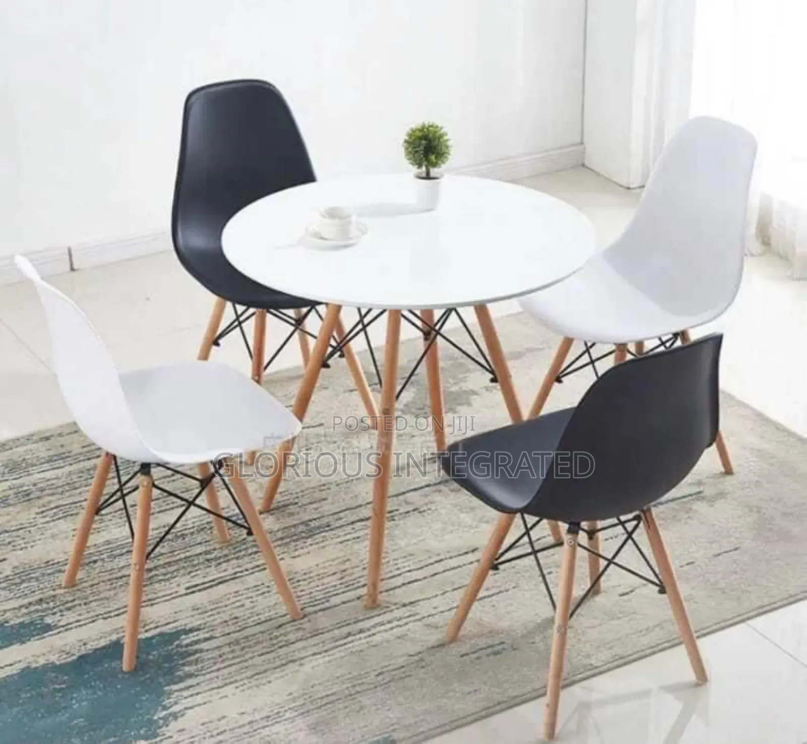 Dinning Table and Chairs