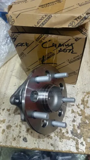 Rear Complete Hub Camry 2012