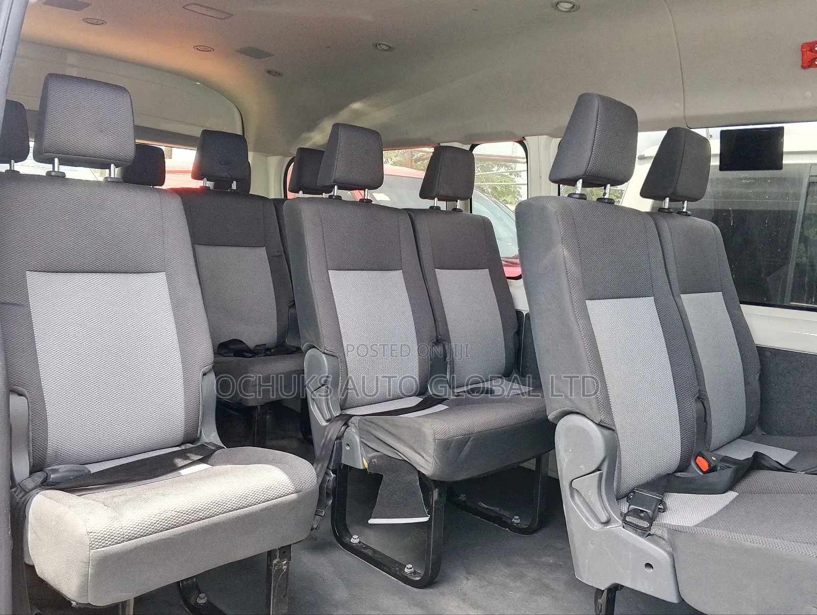 Toyota HiAce 2021 White