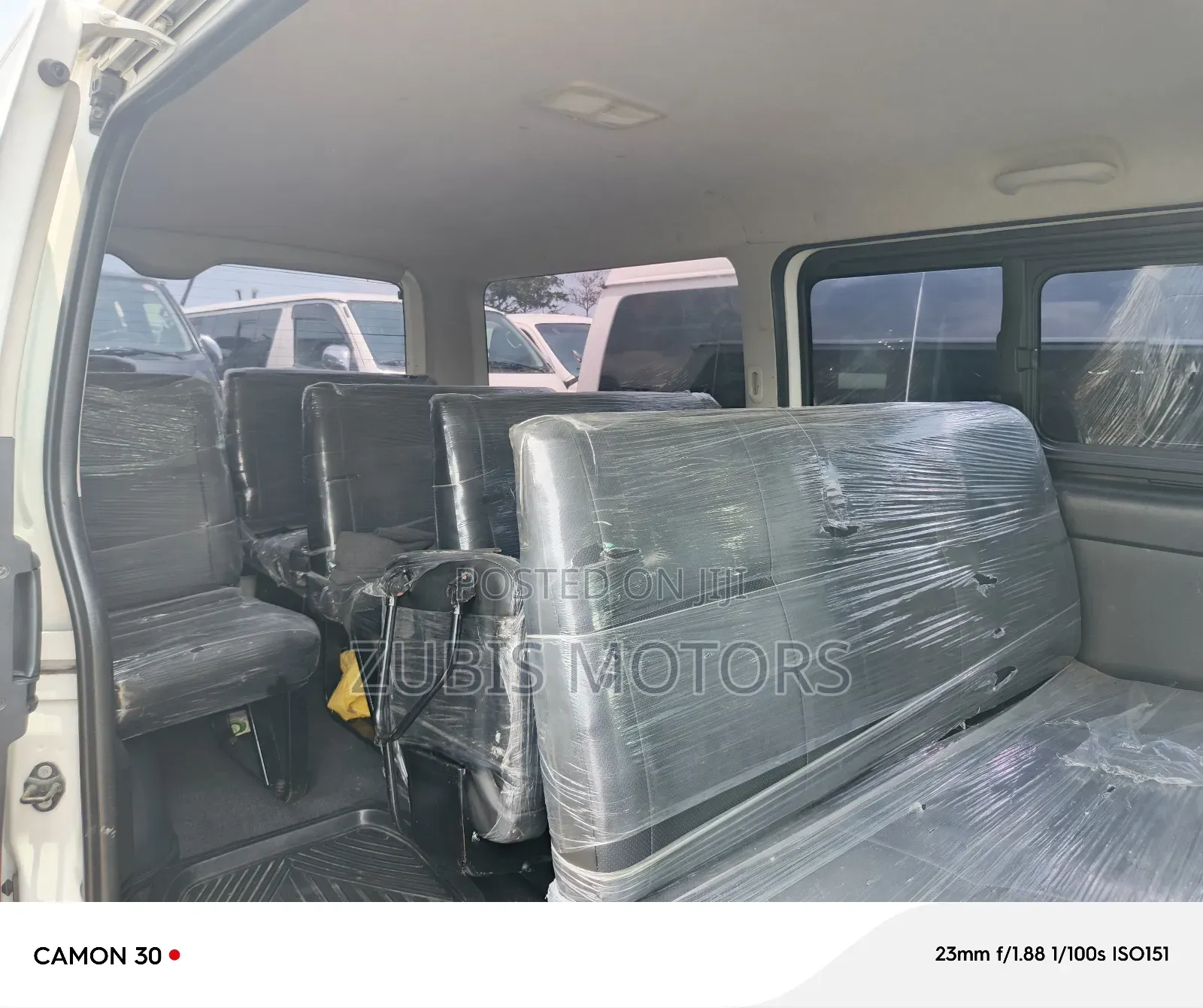 Toyota HiAce 2010 White