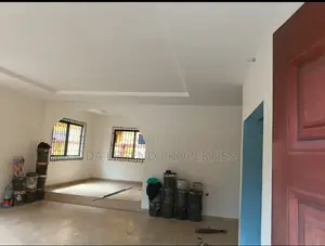 3bdrm Block of Flats in Port-Harcourt for rent