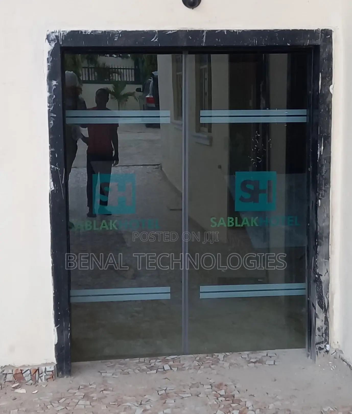 Sensor-Based Sliding Door