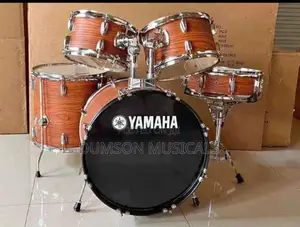Yamaha Acoustic Drum 5-Set