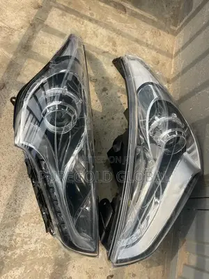 Hyundai Veloster Headlamps Available
