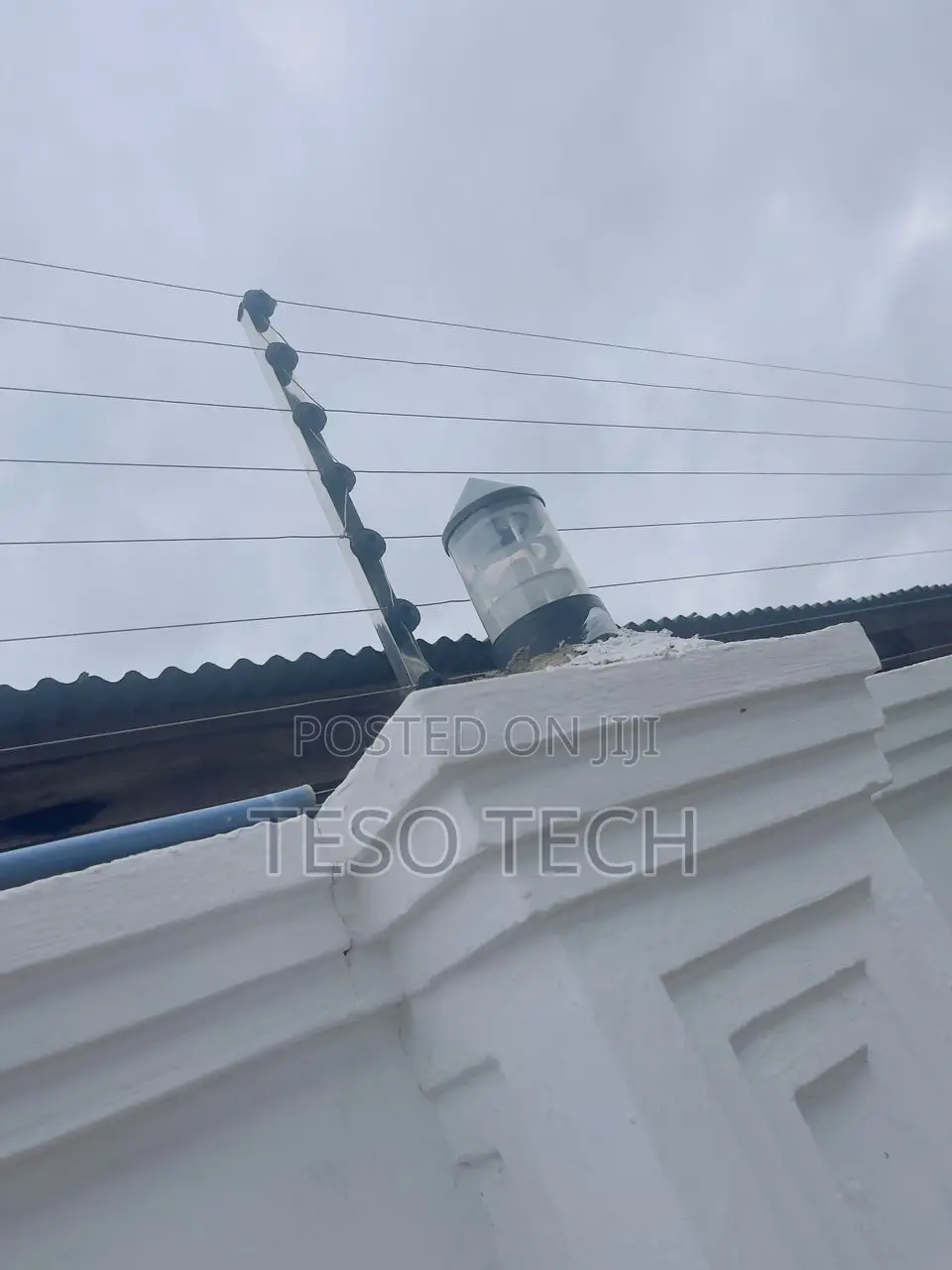 Very High Voltage Electric Fencing