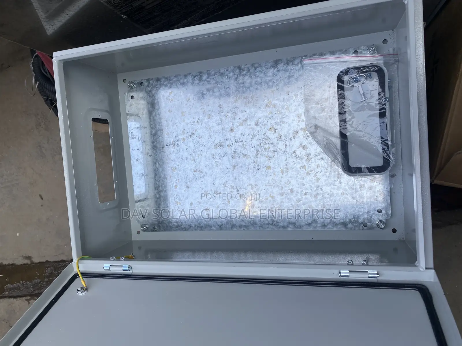 Box Bar Wall Mounting Enclosure