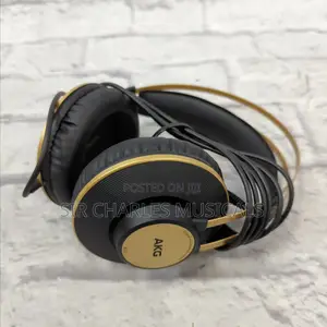 AKG Studio Headphone