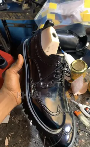 Handcrafted Men Shoes