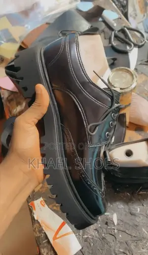 Handcrafted Men Shoes