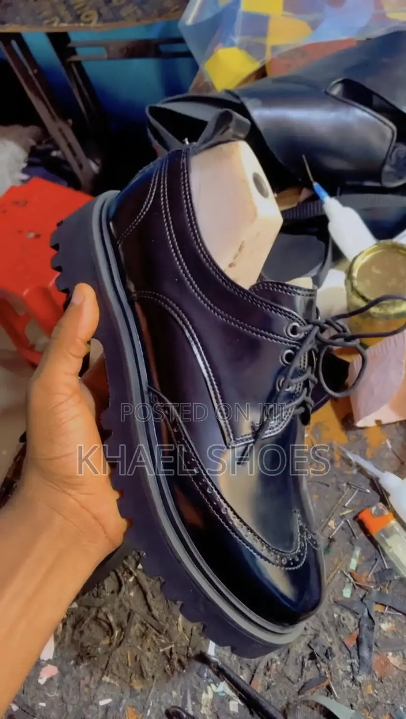 Handcrafted Men Shoes