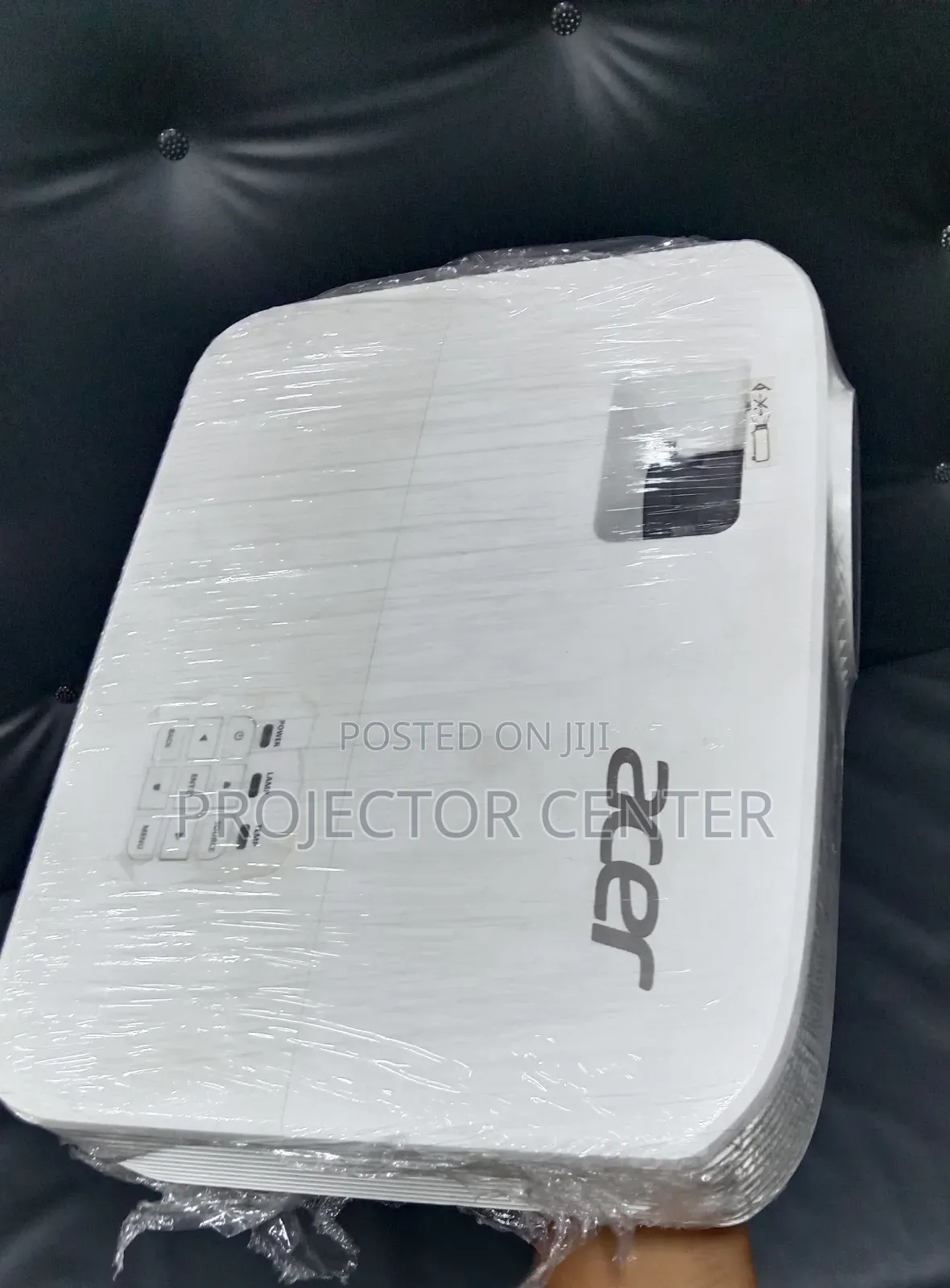 Acer P1150 DLP Projector