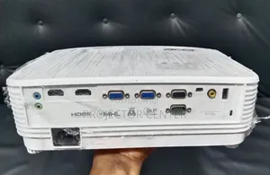 Acer P1150 DLP Projector