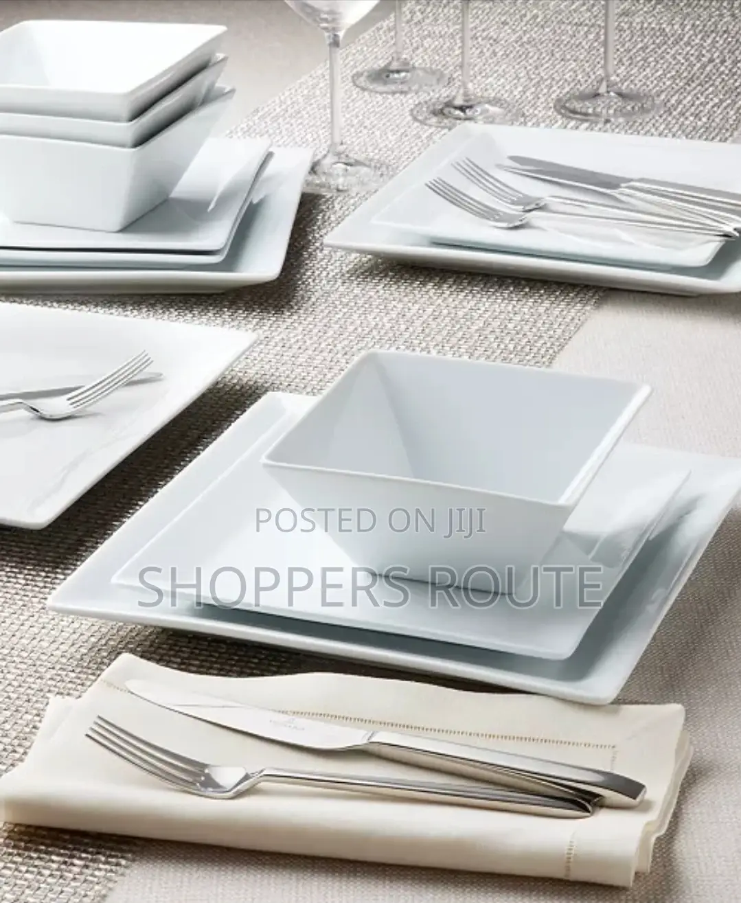 The CELLAR 12 Pc. Square Dinnerware Set(Imported)
