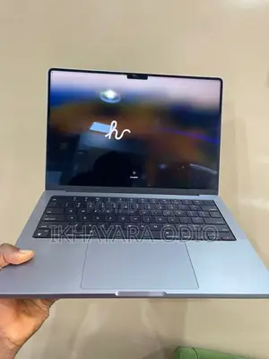 Laptop Apple MacBook Pro 2021 M1 16GB Apple M1 SSD 512GB